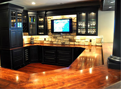 Good example of a custom bar top photograph